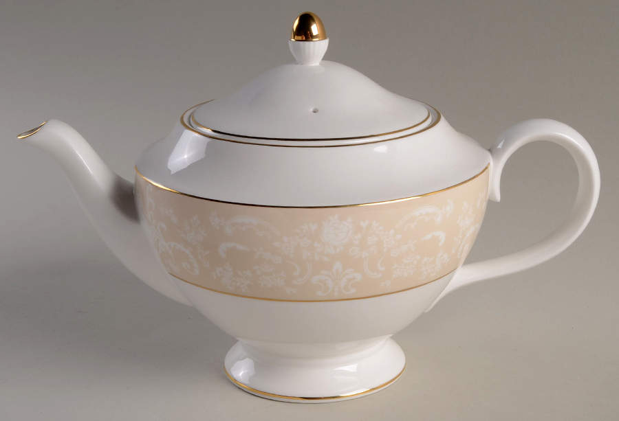 Meredith Teapot & Lid by Ralph Lauren China-1