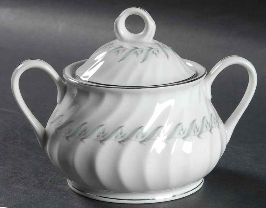 Silouette Sugar Bowl & Lid by Lynnbrooke-1