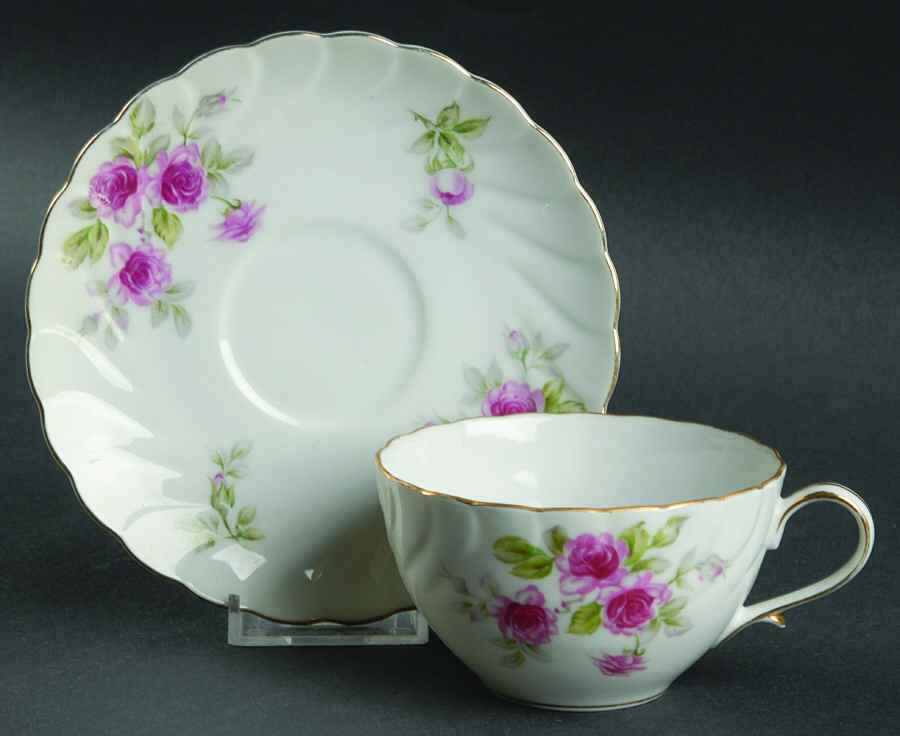 Romance Flat Cup & Saucer Set by Lynmore-1