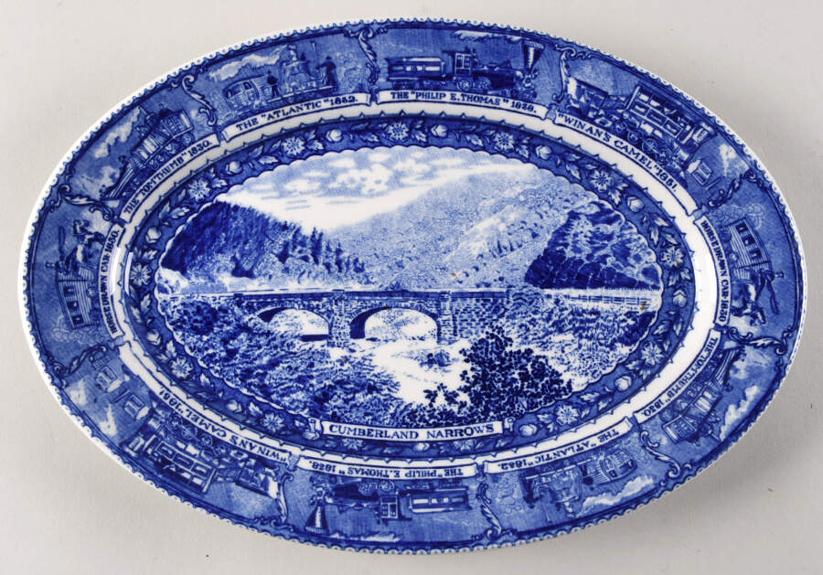 Centenary Colonial (Baltimore and Ohio) 11" Oval Serving Platter by Lamberton-1