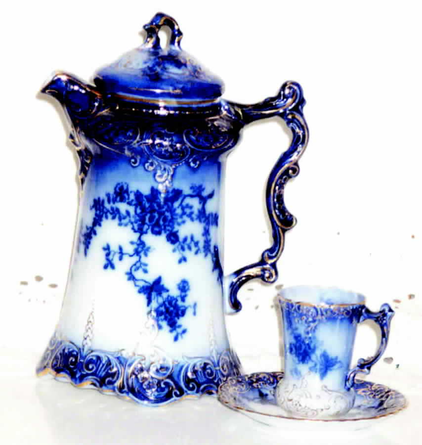 LAB2 Chocolate Pot & Lid by La Belle-1