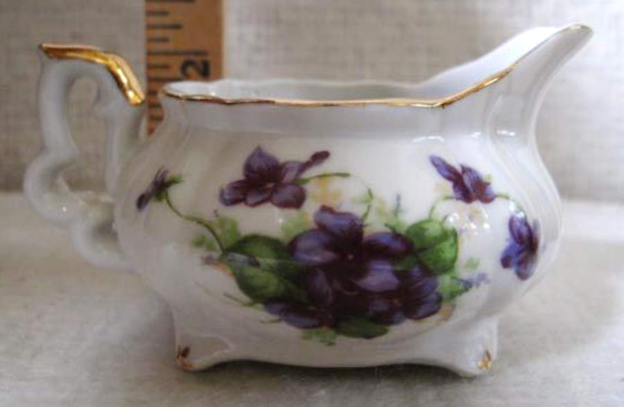 LEF23 Mini Creamer by Lefton-1