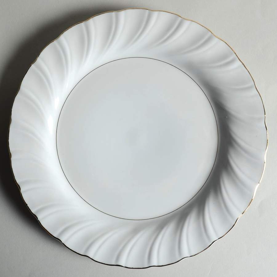 Royal Gold Dinner Plate by Lynn's China-1