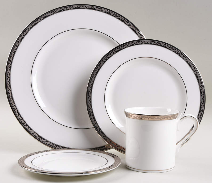 Landmark Platinum 4 Piece Place Setting by Lenox-1