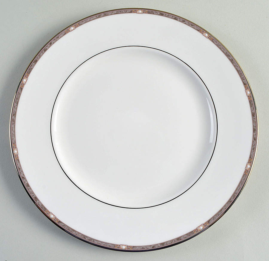 Pearlescence Platinum Millennium Dinner Plate by Lenox-1