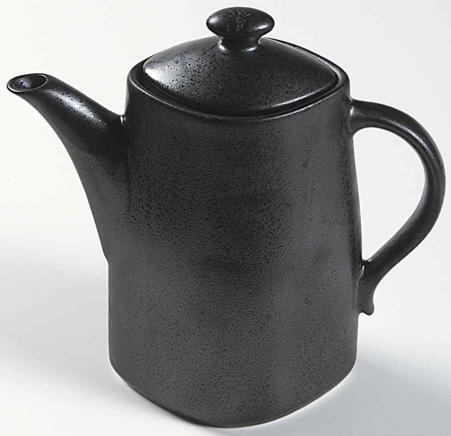 Piano (Round, Smooth Texture) Creamer & Lid by Lindt-Stymeist-1