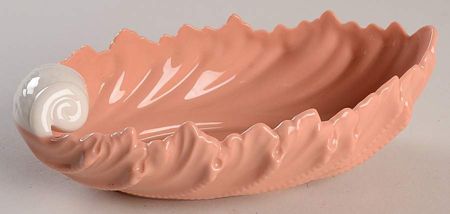 Shell Bowl Collection Coral, White Accts 7" Shell Shaped Bowl by Lenox-1