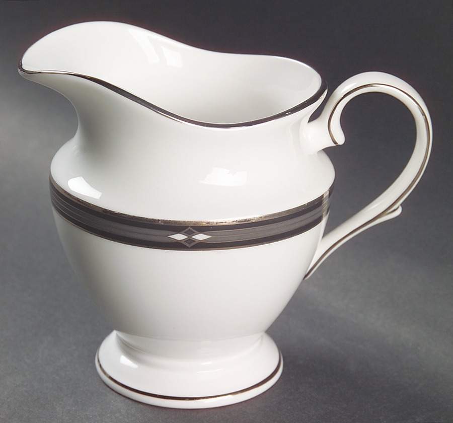Diamond Solitaire Creamer by Lenox-1