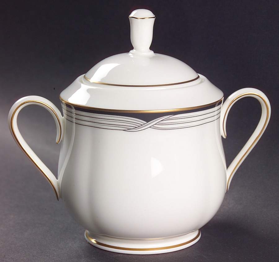 Erica (Japan Backstamp Mark) Sugar Bowl & Lid by Lenox-1