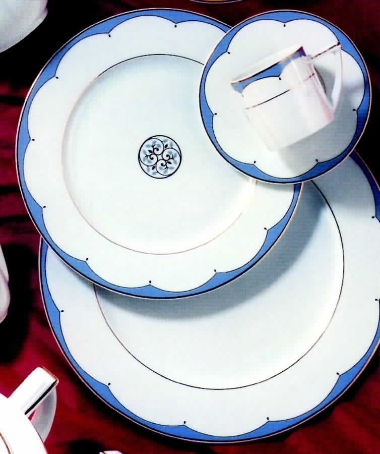 Diademe Bleu Dinner Plate by Letang Remy-1