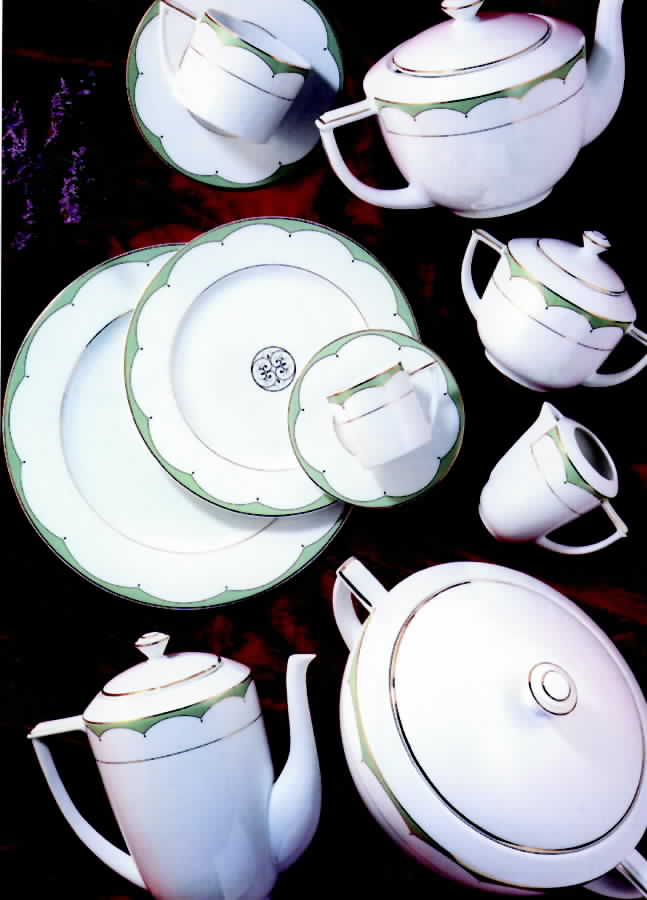 Diademe Vert Dinner Plate by Letang Remy-1