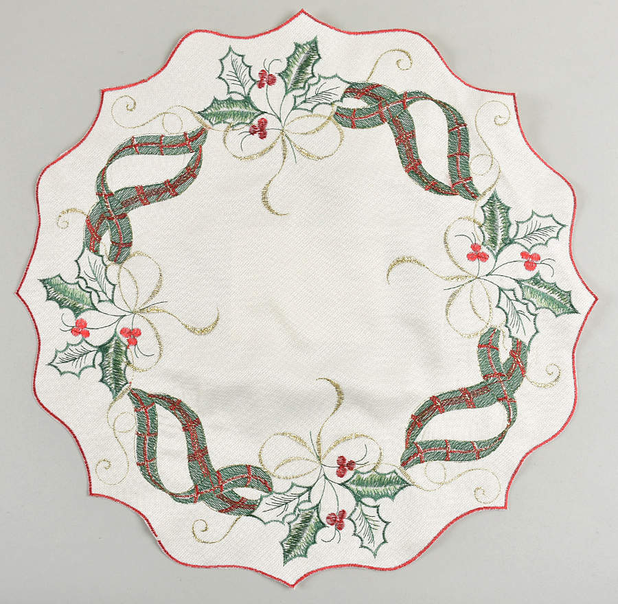 Holiday Nouveau Gold Embroidered Cloth Placemat by Lenox-1
