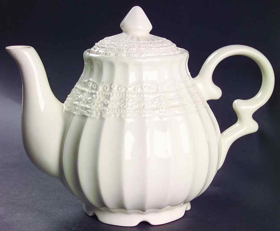 Irish Lace Teapot & Lid by Lefton-1