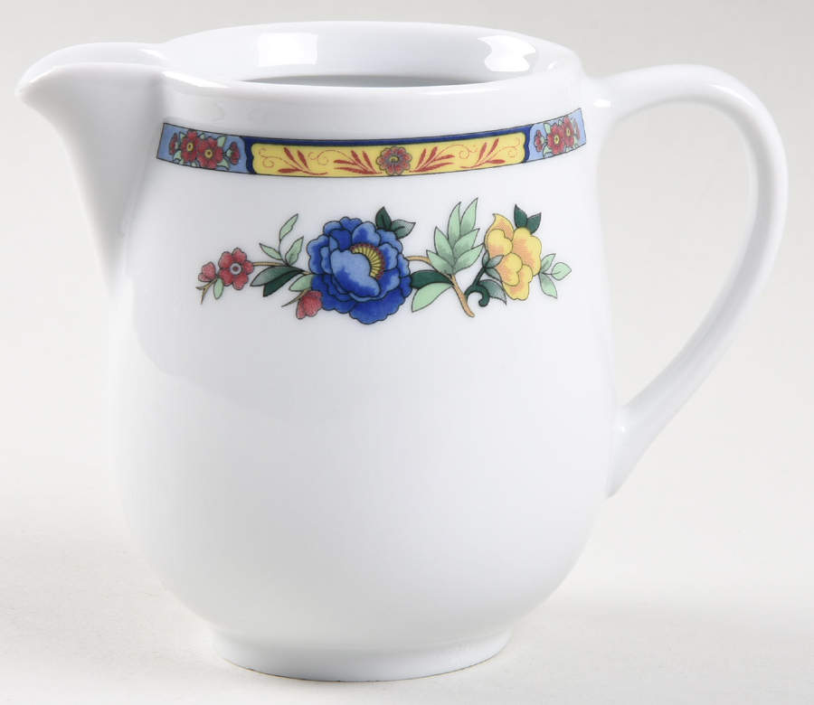 LLP6 Creamer by Lilien Porzellan-1