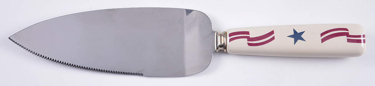 All American Pie & Cake Server with Stainless Blade by Longaberger-1
