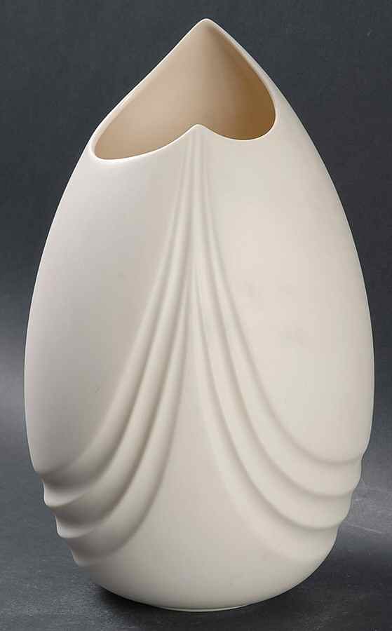 Illusions Collection 10" Vase by Lenox-1
