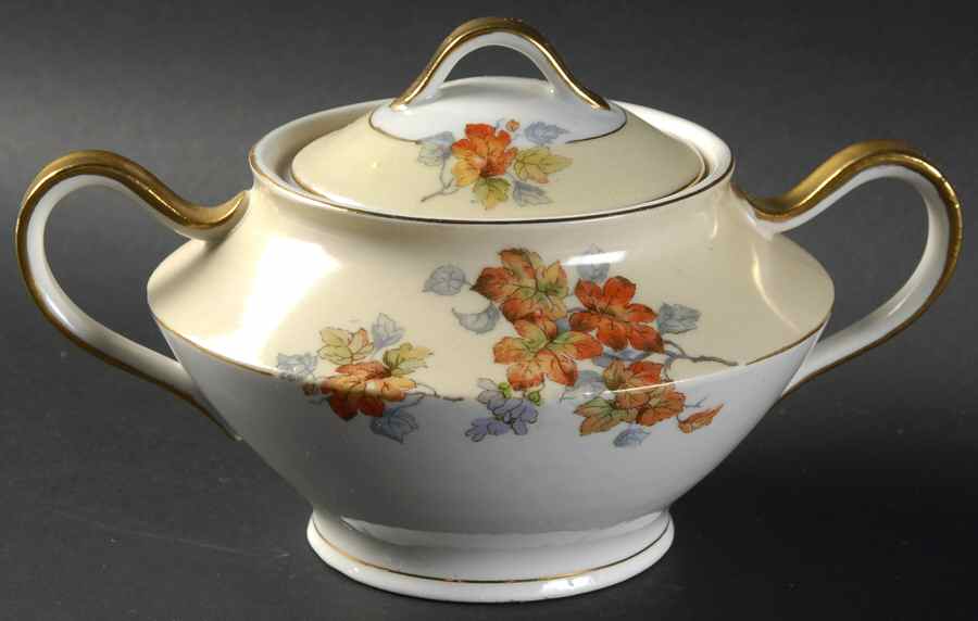 LUK26 Sugar Bowl & Lid by Loucky-1