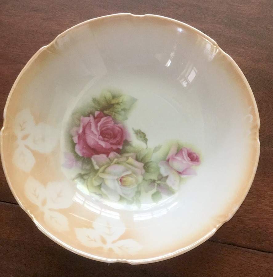 LHM8 8" Round Vegetable Bowl by C a Lehmann & Son-1