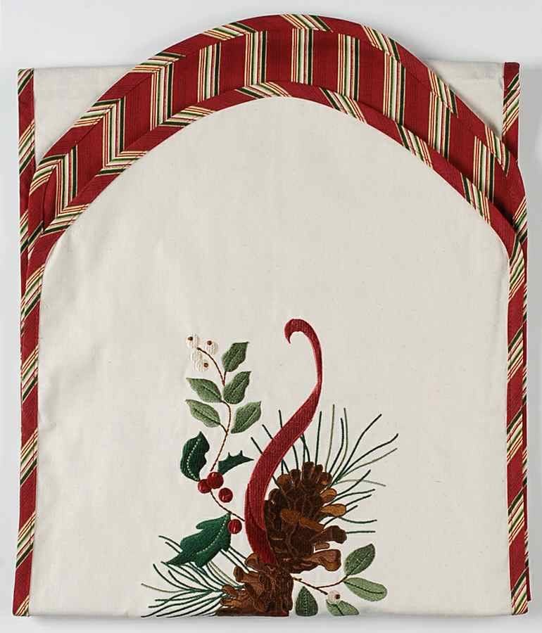 Nature's Garland Cloth Reversible Table Runner by Longaberger-1