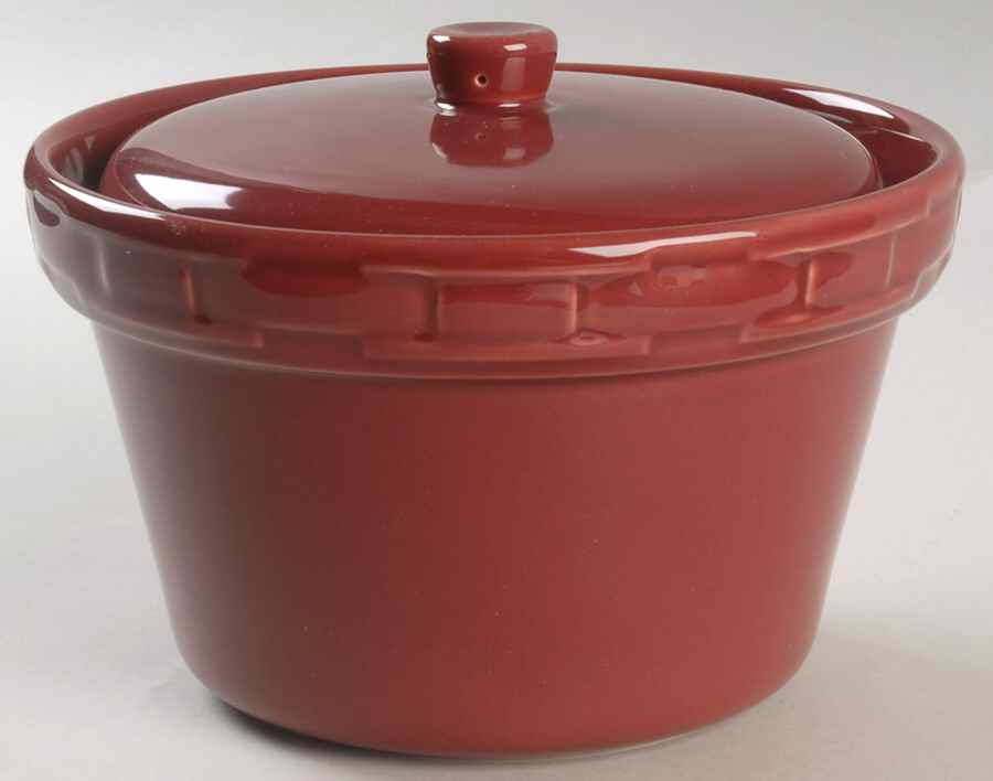 Woven Traditions Paprika 1 Qt Round Covered Casserole by Longaberger-1