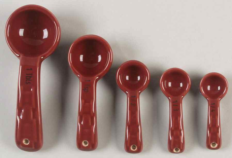 Woven Traditions Paprika (5 Pc) Ceramic Measuring Spoon Set by Longaberger-1