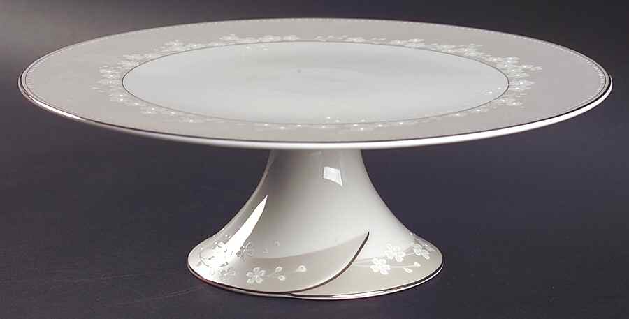 Bellina (Platinum Trim) 11" Diameter Pedestal Cake Stand by Lenox-1
