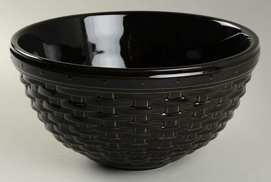 Woven Reflections Ebony 9" Mixing Bowl by Longaberger-1