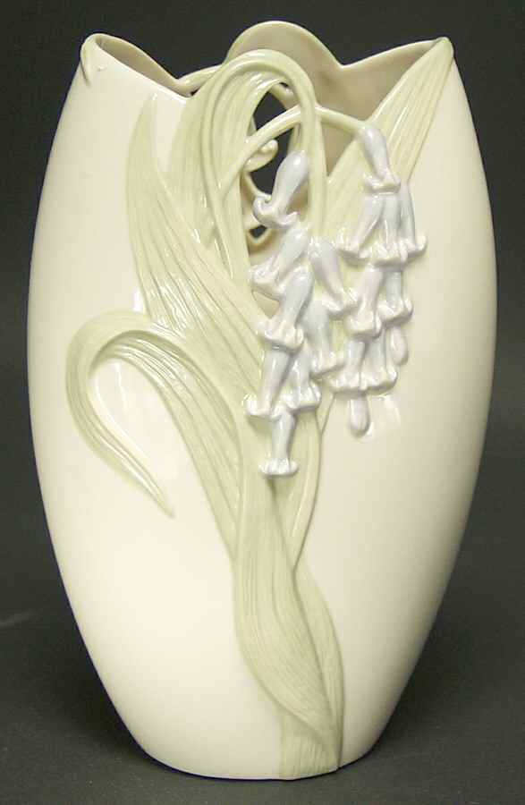 Floral Blossom Collection 7" Blue Bell Vase by Lenox-1