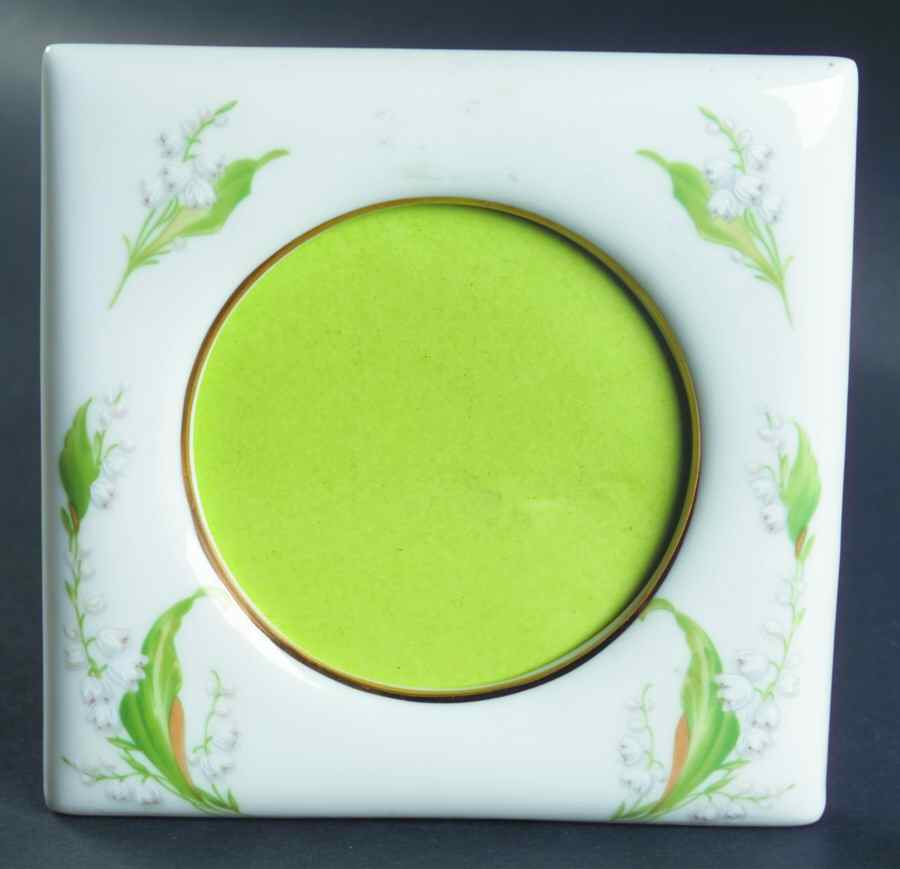 LEF67 (Gold Trim) Frame-Holds 3" X 3" by Lefton-1