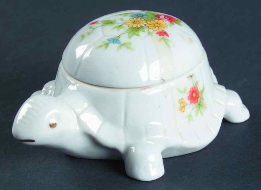 LEF72 Turtle Box W/Lid by Lefton-1