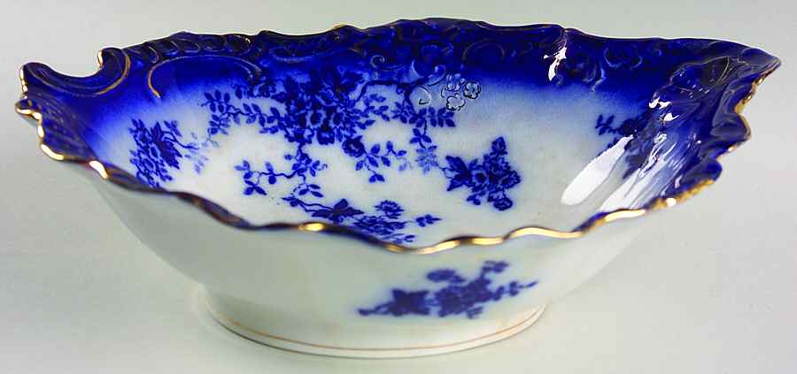 LAB17 11" Oval Vegetable Bowl by La Belle-1