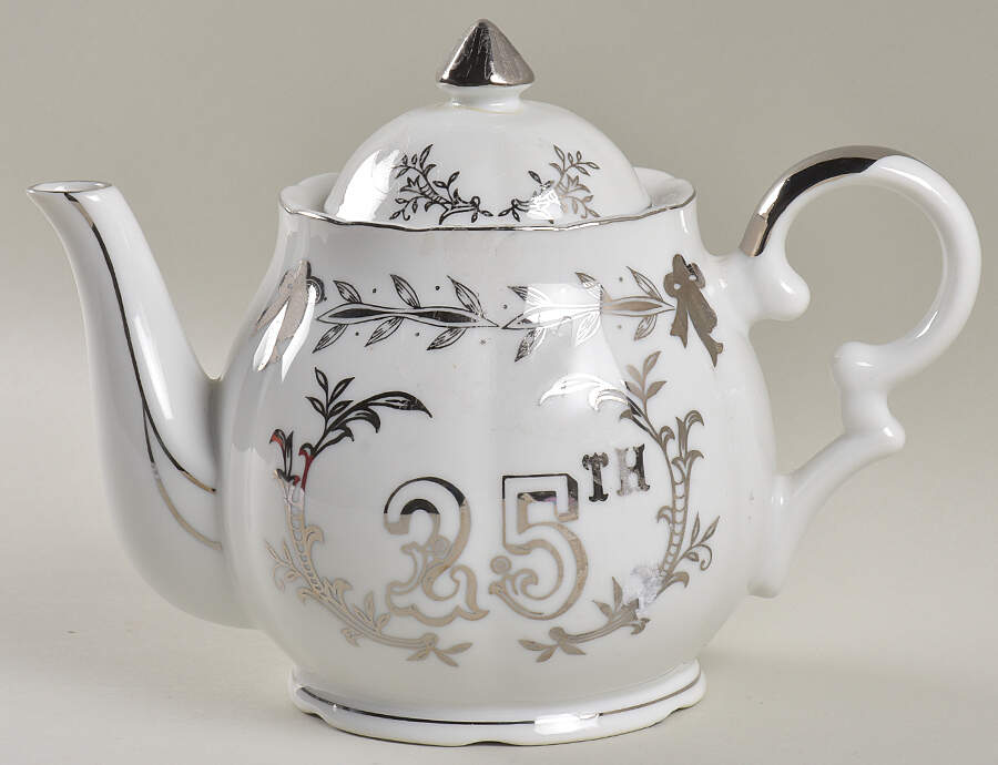 Anniversary Musical Teapot & Lid by Lefton-1