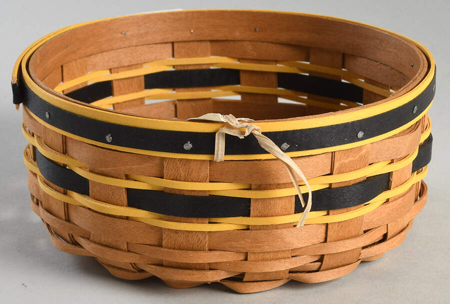 Baskets Team Spirit Round Keeping Basket by Longaberger-1
