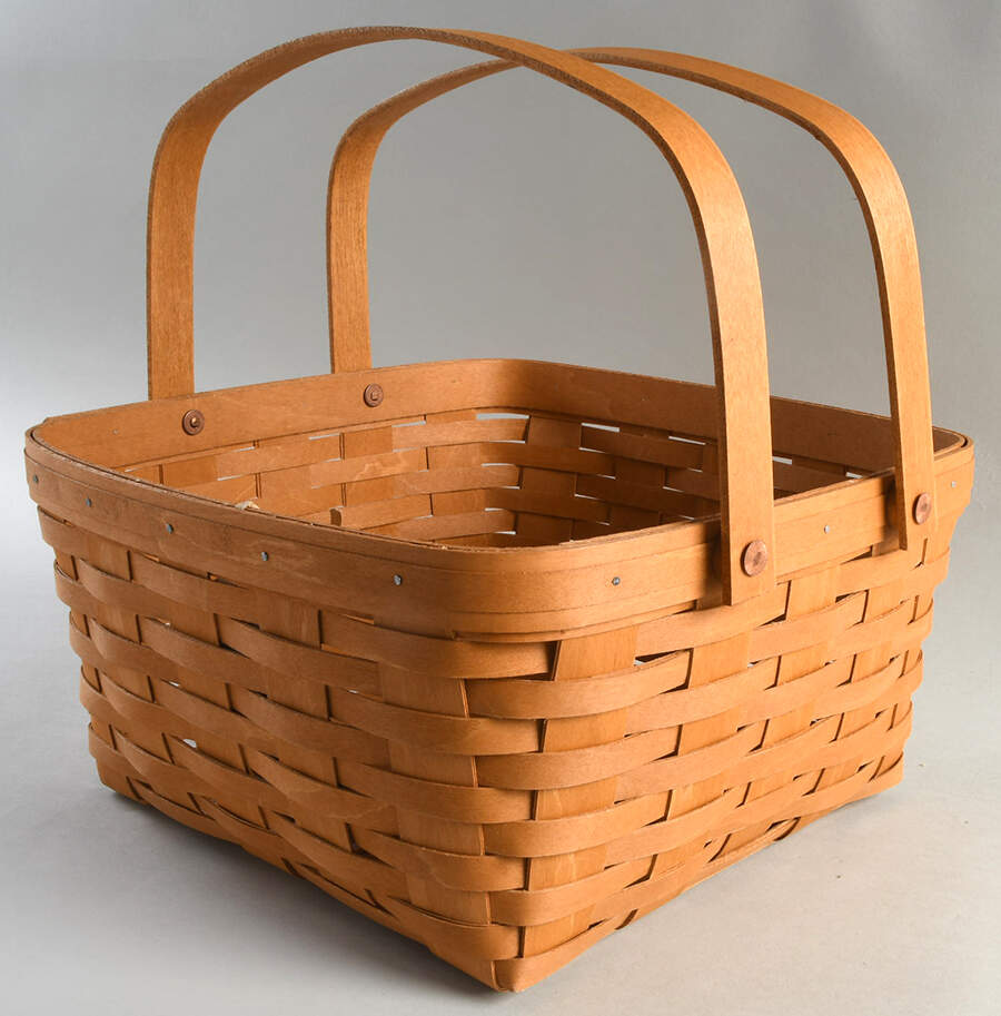 Baskets Cake Basket without Riser by Longaberger-1