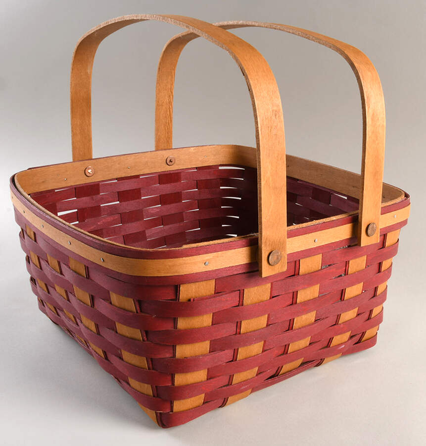 Baskets Woven Traditions Cake Basket by Longaberger-1