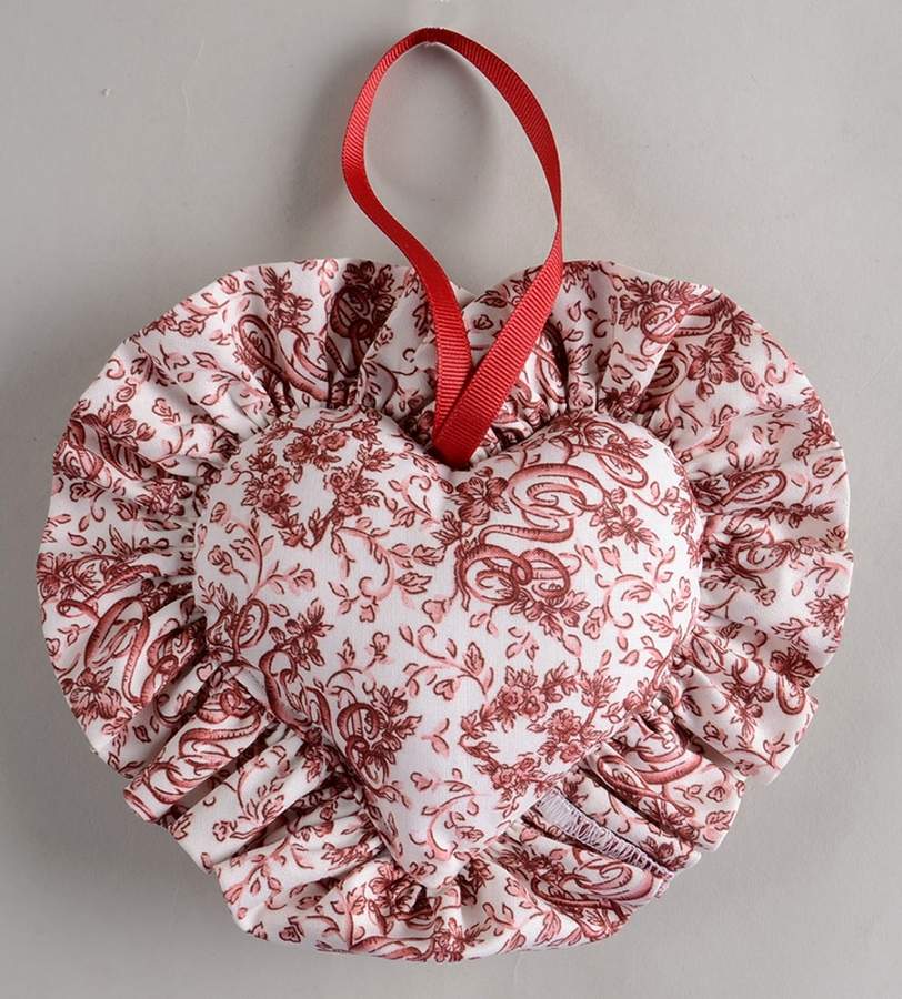 Baskets Heart Shape Cloth Pillow by Longaberger-1
