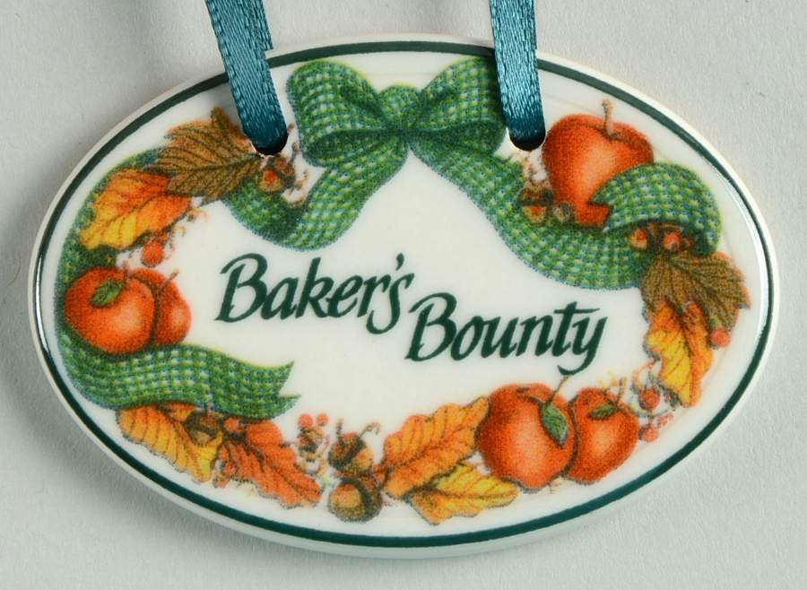 Baskets Baker's Bounty Basket Charm Tie-On by Longaberger-1