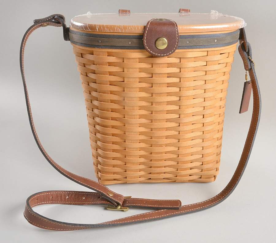 Baskets Large Collectors Club Saddlebrook Basket by Longaberger-1