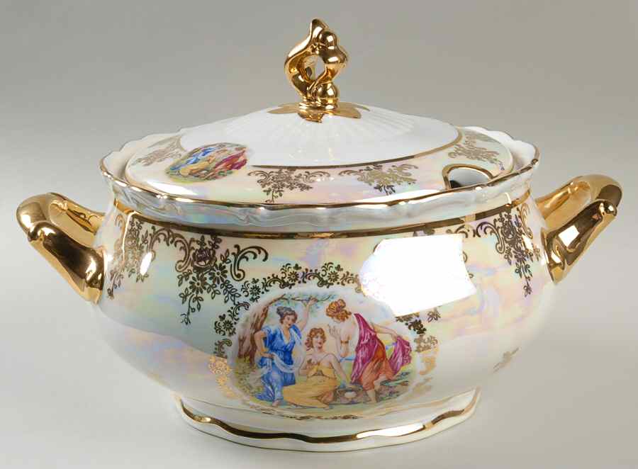 LOD1 Tureen &  Lid by Lofida (Czech)-1