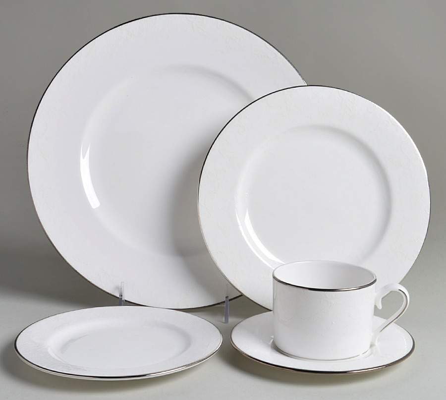 Porcelain Lace 5 Piece Place Setting by Lenox-1