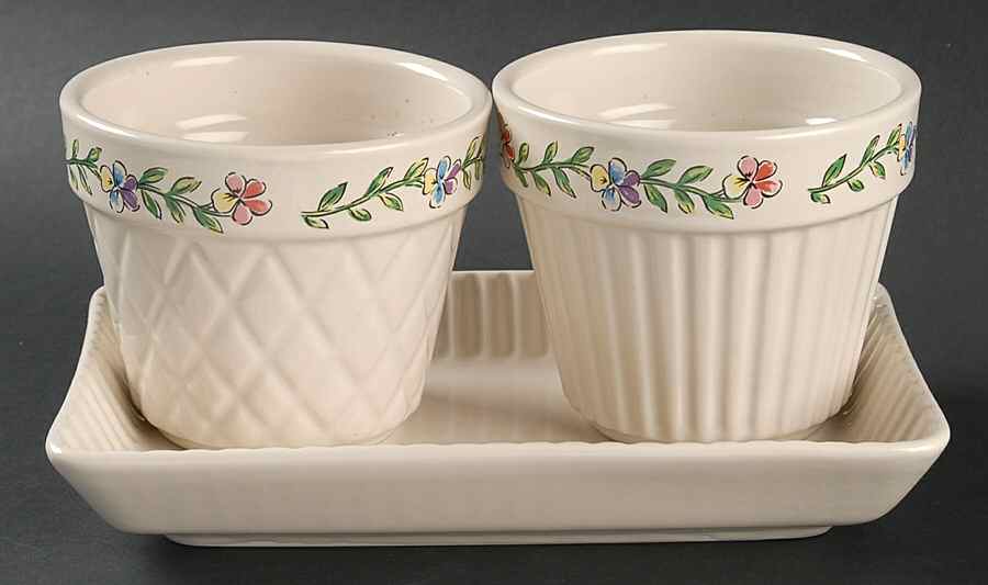Early Blossoms Flower Pot Set (Two 3" Motif Pots & Tray) by Longaberger-1