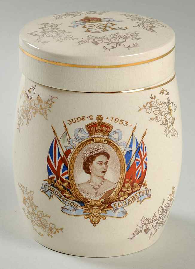 Coronation for Queen Elizabeth II Tea Caddy & Lid by Lancaster & Sandland-1