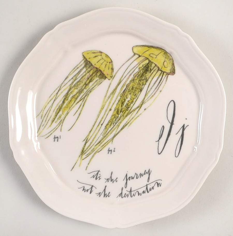 Calligrapher Canape Plate by Linea Carta-1