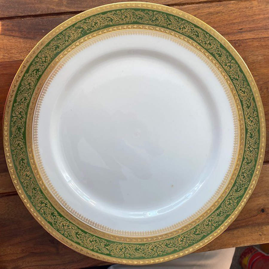 M3W13 Dinner Plate by Maureil Chapeau & Charles-1