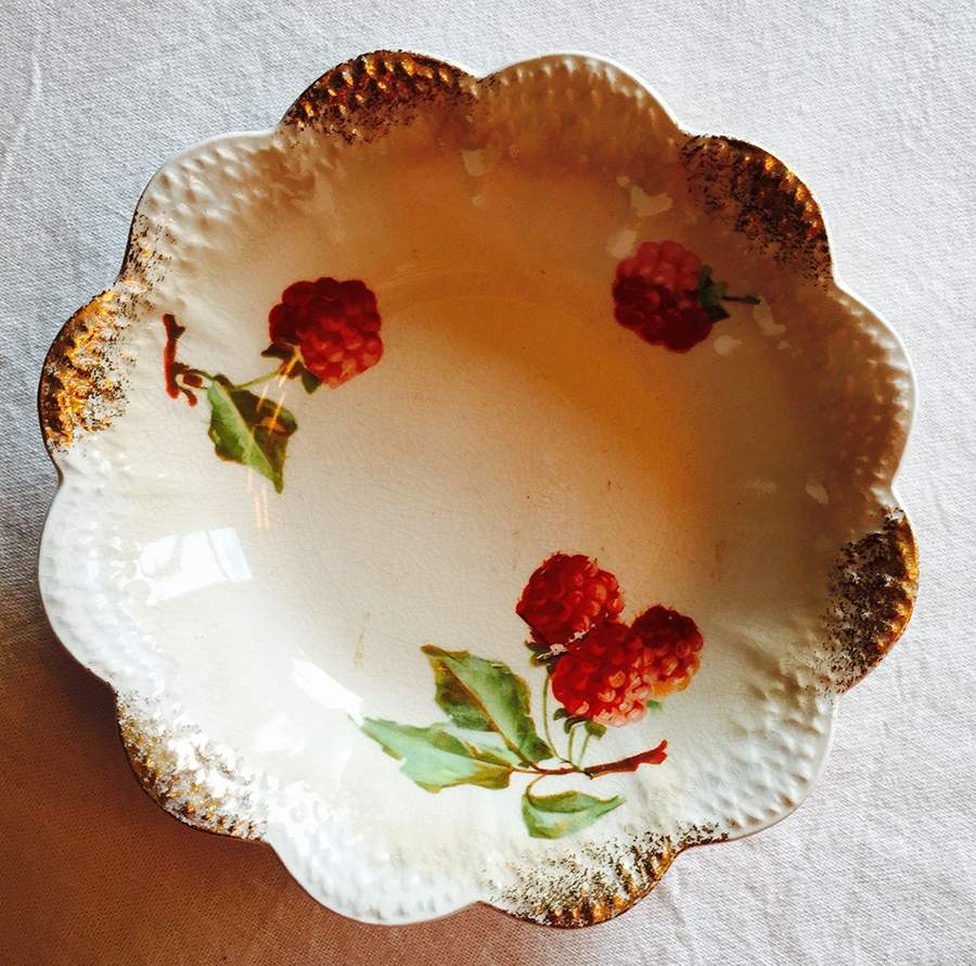LAB25 Fruit/Dessert (Sauce) Bowl by La Belle-1