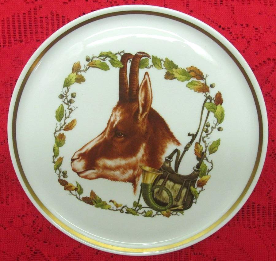 PDX2 8" Round Tray by Porcelaine de Luxe-1