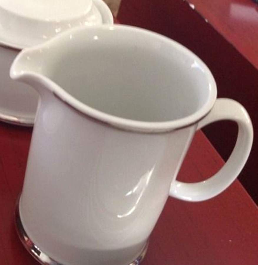 LUK48 Creamer by Loucky-1