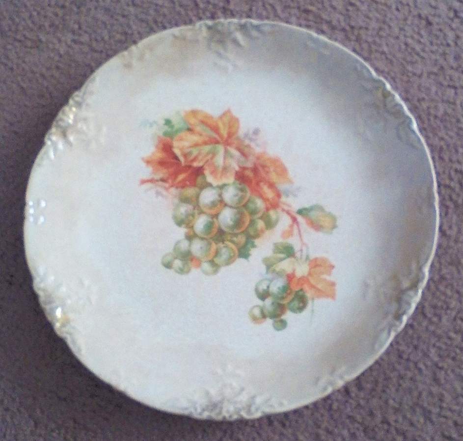 LAB26 11" Chop Plate (Round Platter) by La Belle-1