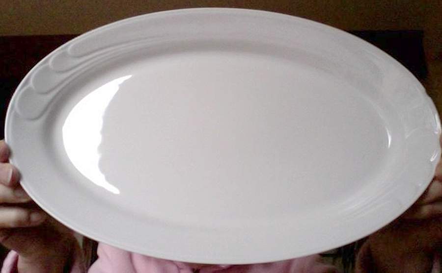 Tina 14" Oval Serving Platter by Lubiana-1