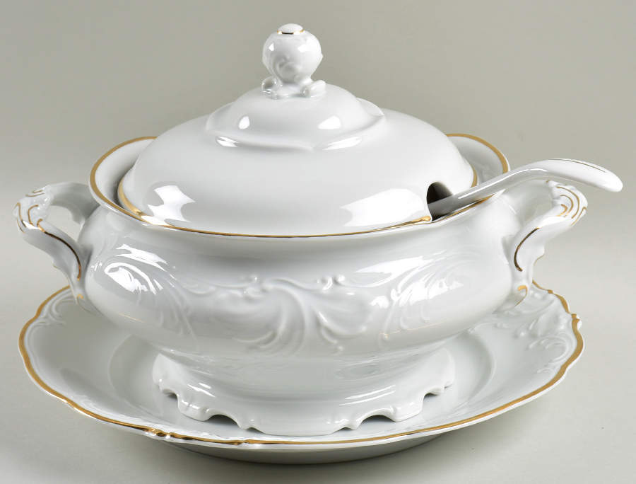 LUI12 Tureen & Lid w/Ladle & Underplate by Lubiana-1